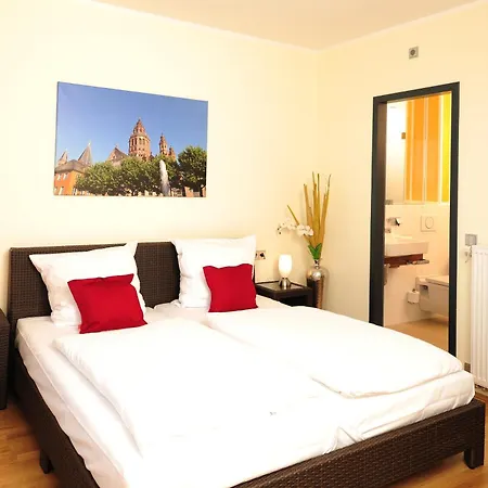 Guesthouse Mainz Hotel 3*
